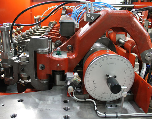 Hydraulic Clamping, Sacma, setting, machine, repeatability, adjustments, touch, CR, change machines, hydraulic unclamping,timing, automatically